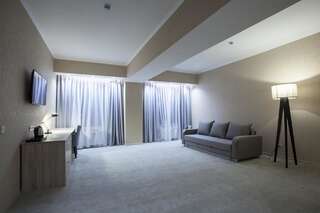 Отель Renion Park Hotel Алматы Люкс-5