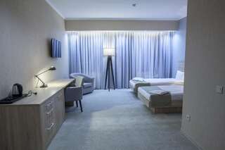 Отель Renion Park Hotel Алматы Улучшенный двухместный номер с 2 отдельными кроватями-10