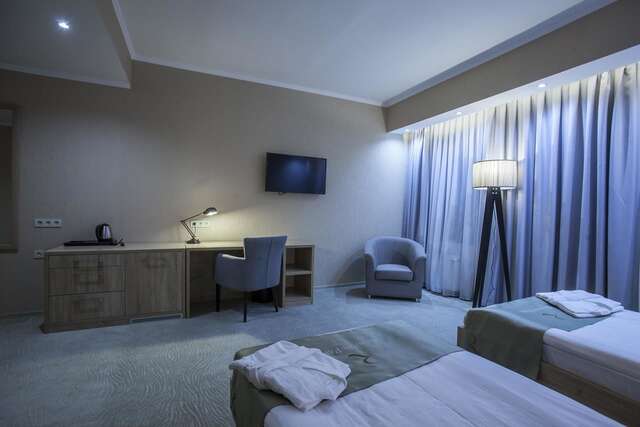 Отель Renion Park Hotel Алматы-38